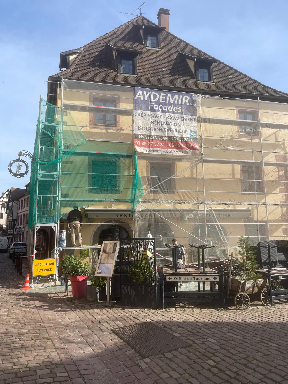 Échafaudage façade maison